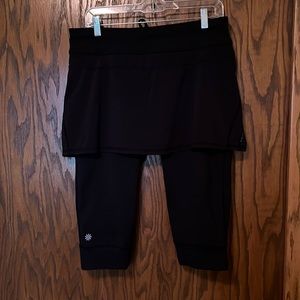 Athleta capri leggings with attached skirt